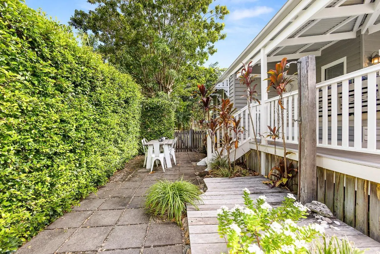 Driftwood Mudjimba-Beach Holiday Villa 0*, Mudjimba Australia
